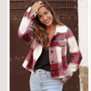 Cropped Jacket with Sherpa collar